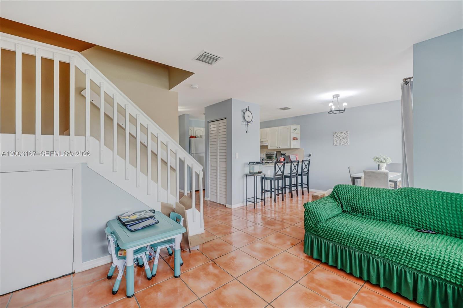 PASEO REAL CONDO - Residential