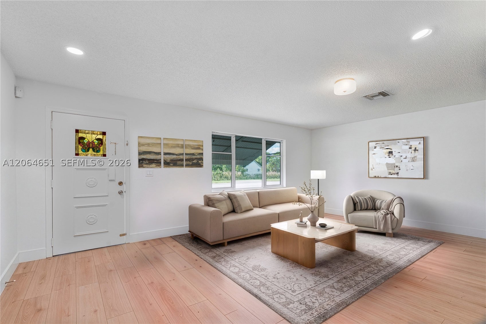 8830 NW 17th St, Plantation FL 33322