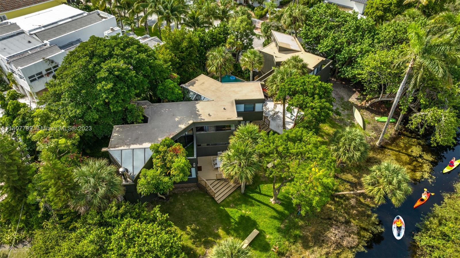 LAS OLAS BY THE SEA EXT - Residential