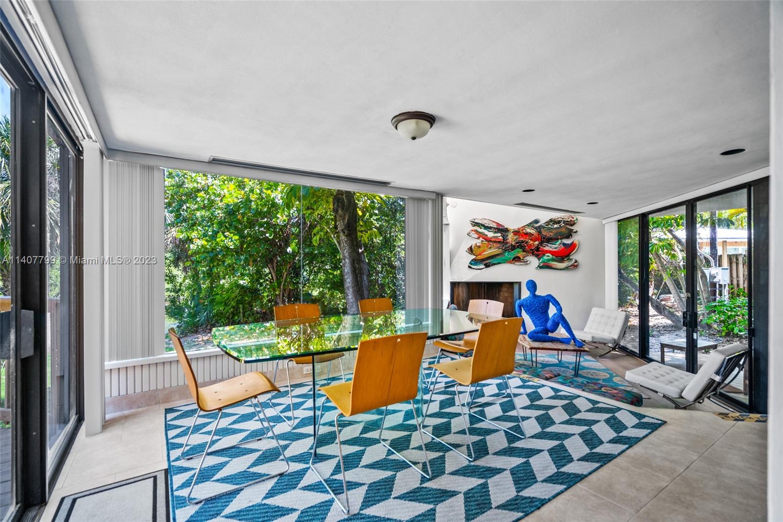 LAS OLAS BY THE SEA EXT - Residential