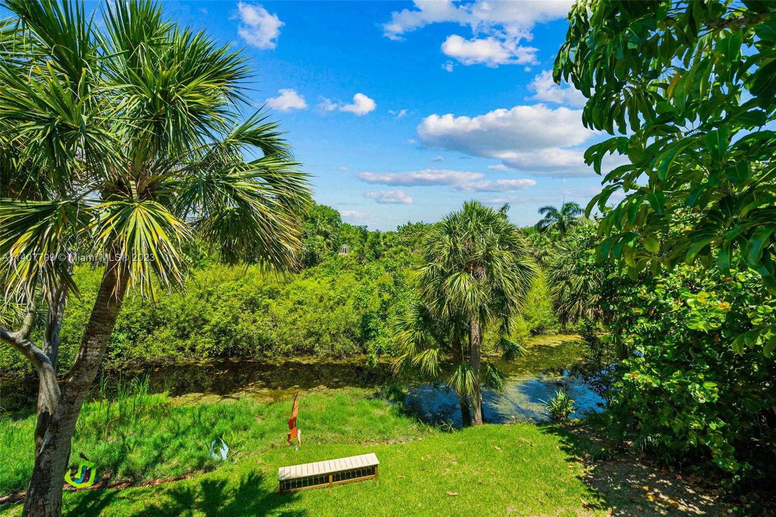 LAS OLAS BY THE SEA EXT - Residential