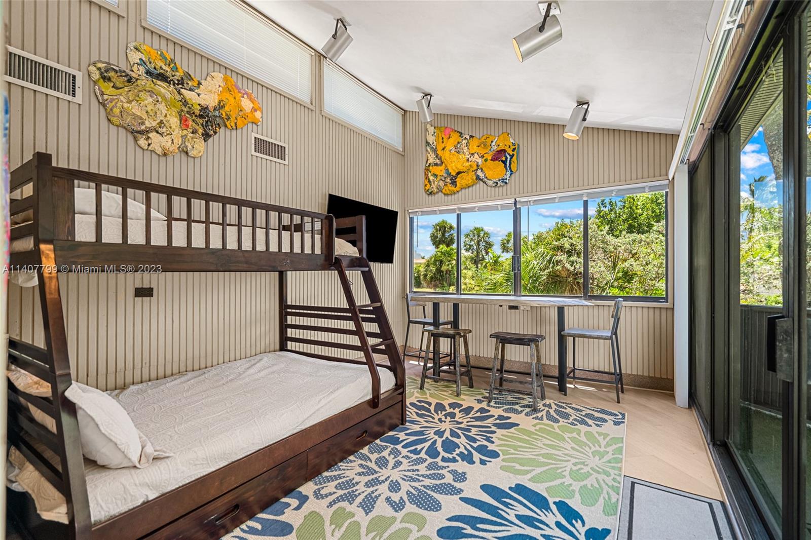 LAS OLAS BY THE SEA EXT - Residential