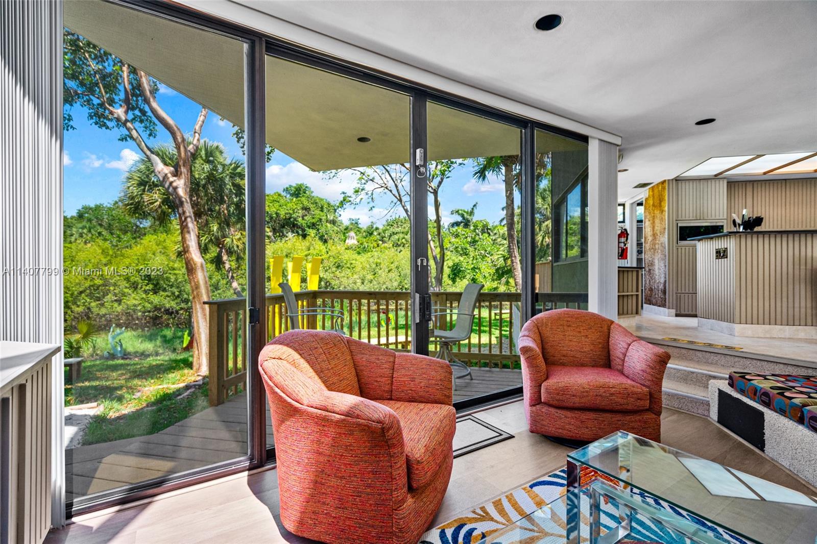 LAS OLAS BY THE SEA EXT - Residential