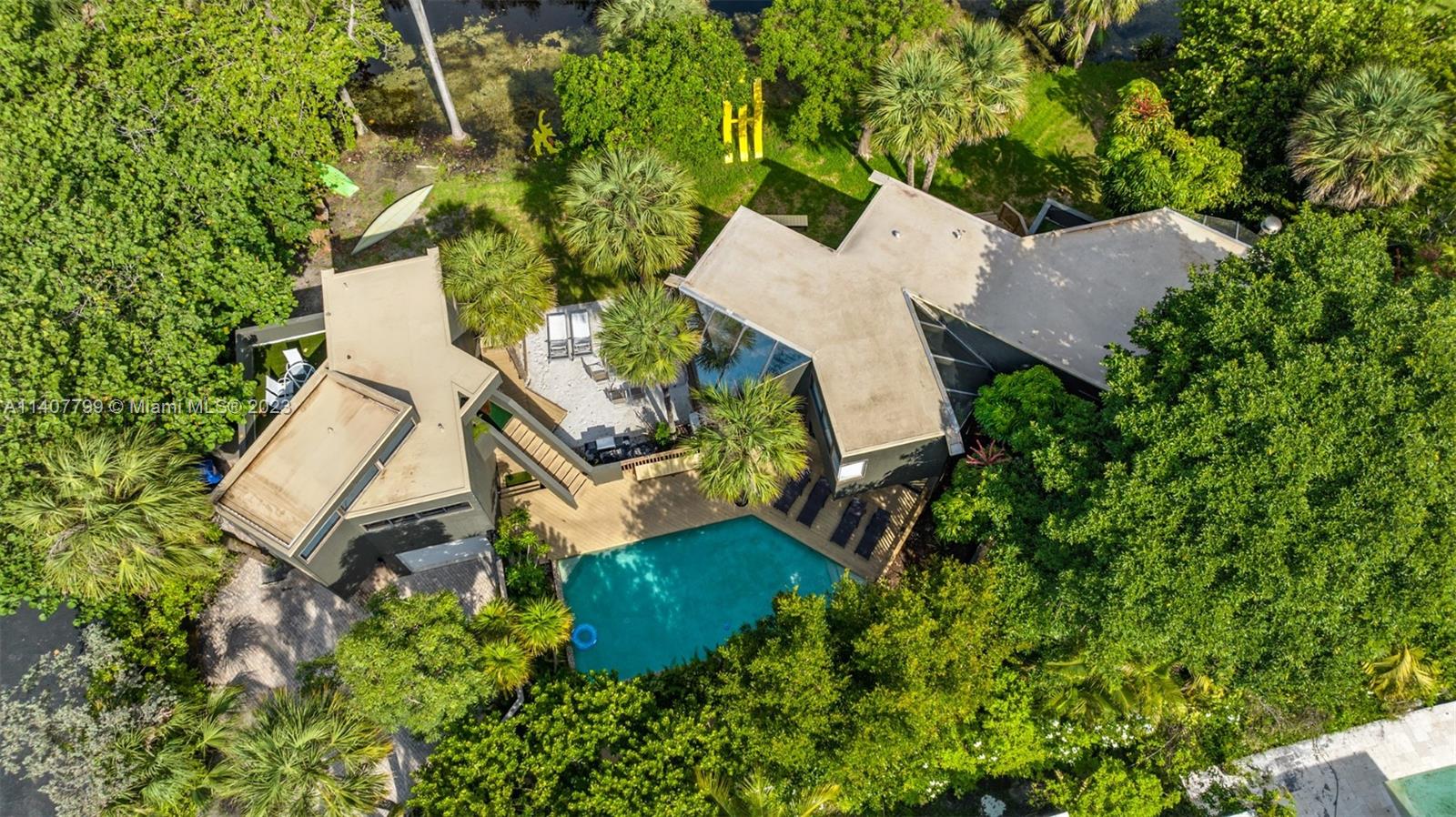 LAS OLAS BY THE SEA EXT - Residential