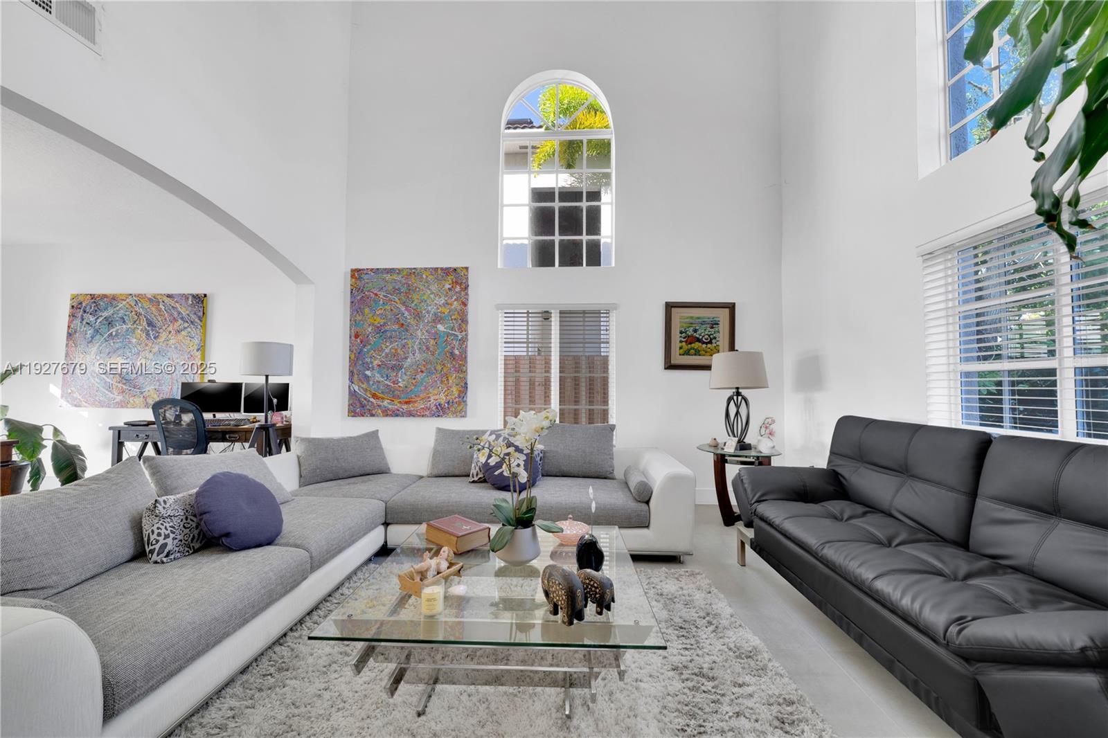 TWIN LAKE SHORES EAST - Residential