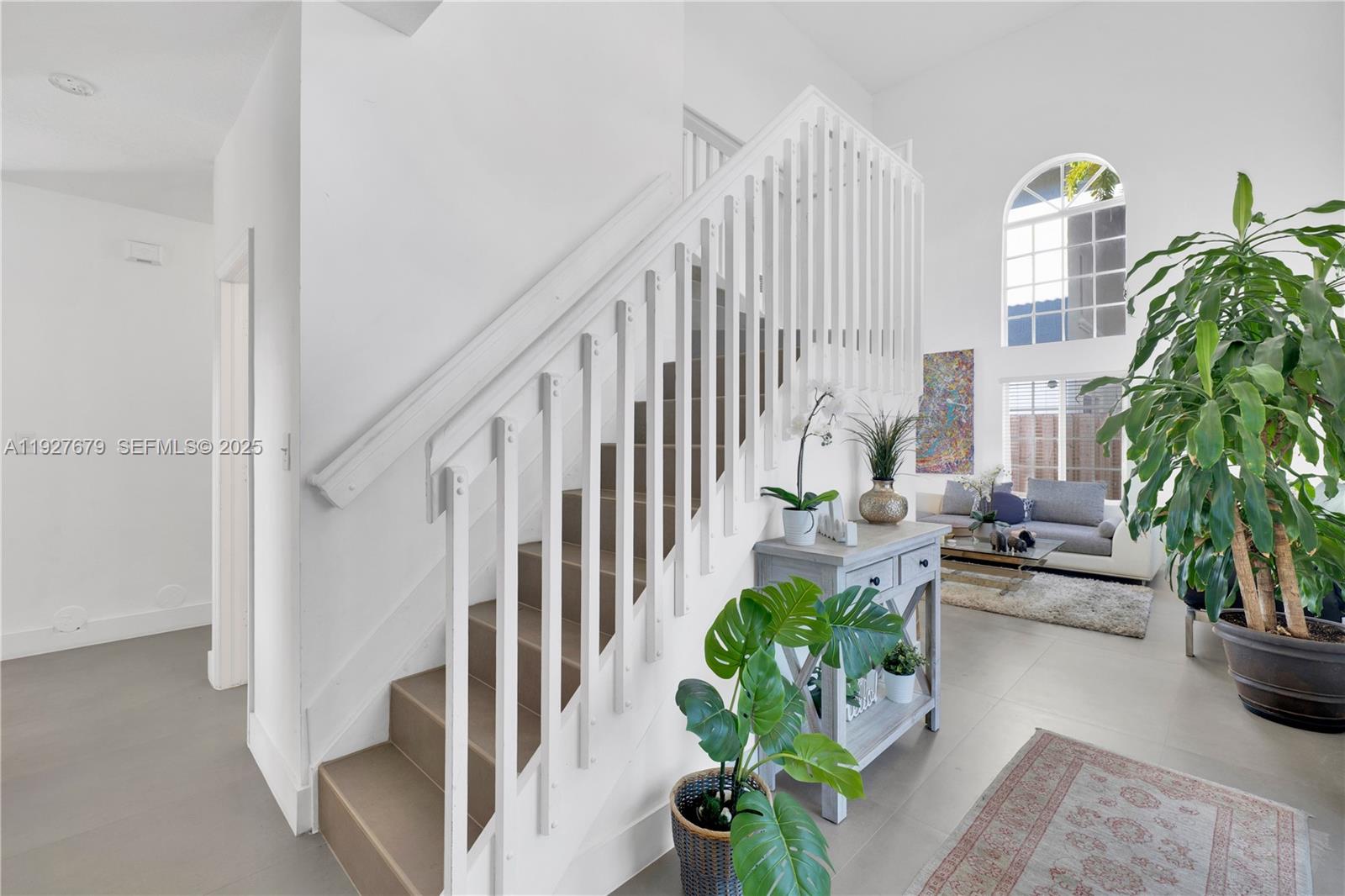 TWIN LAKE SHORES EAST - Residential