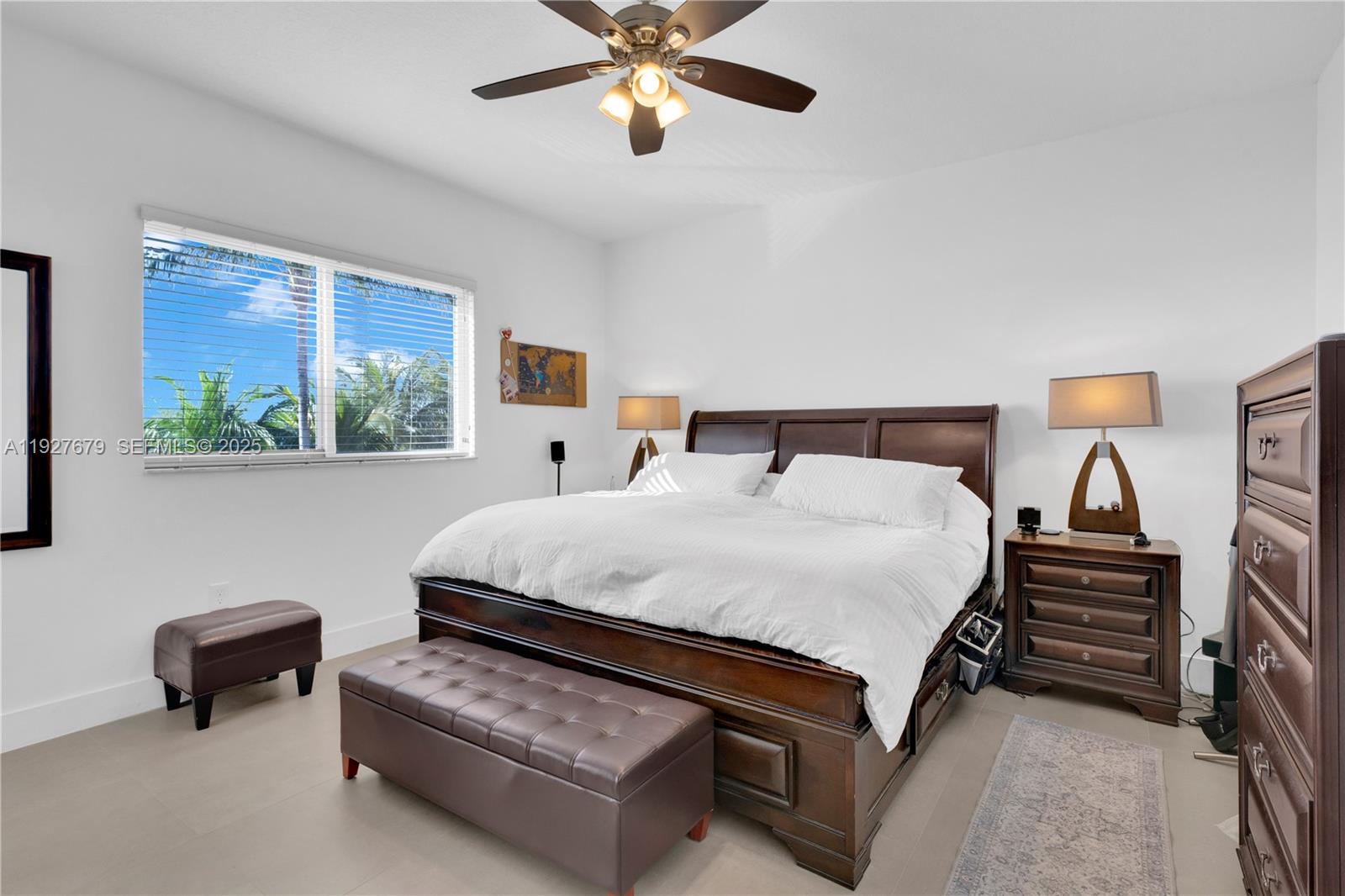 TWIN LAKE SHORES EAST - Residential