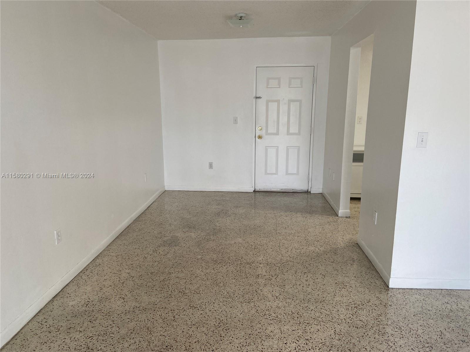 GUERNICA CONDO - Residential