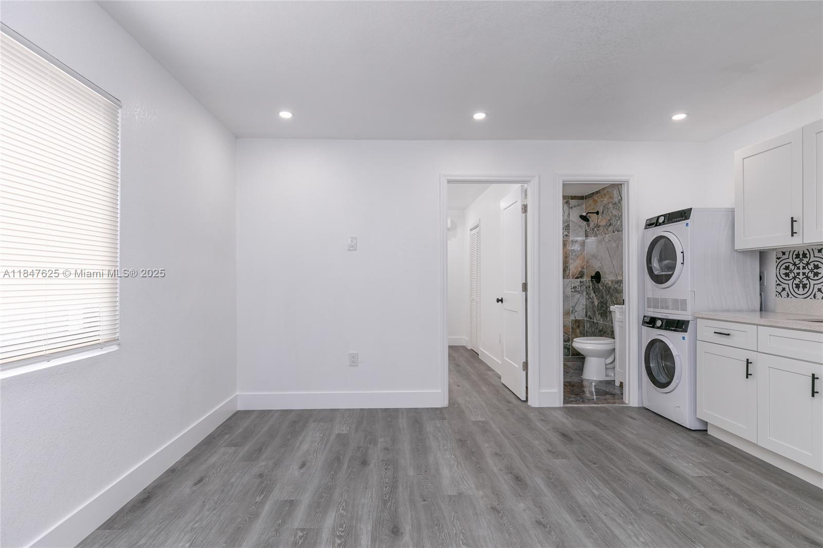 SUN LAND PARK - Residential Income