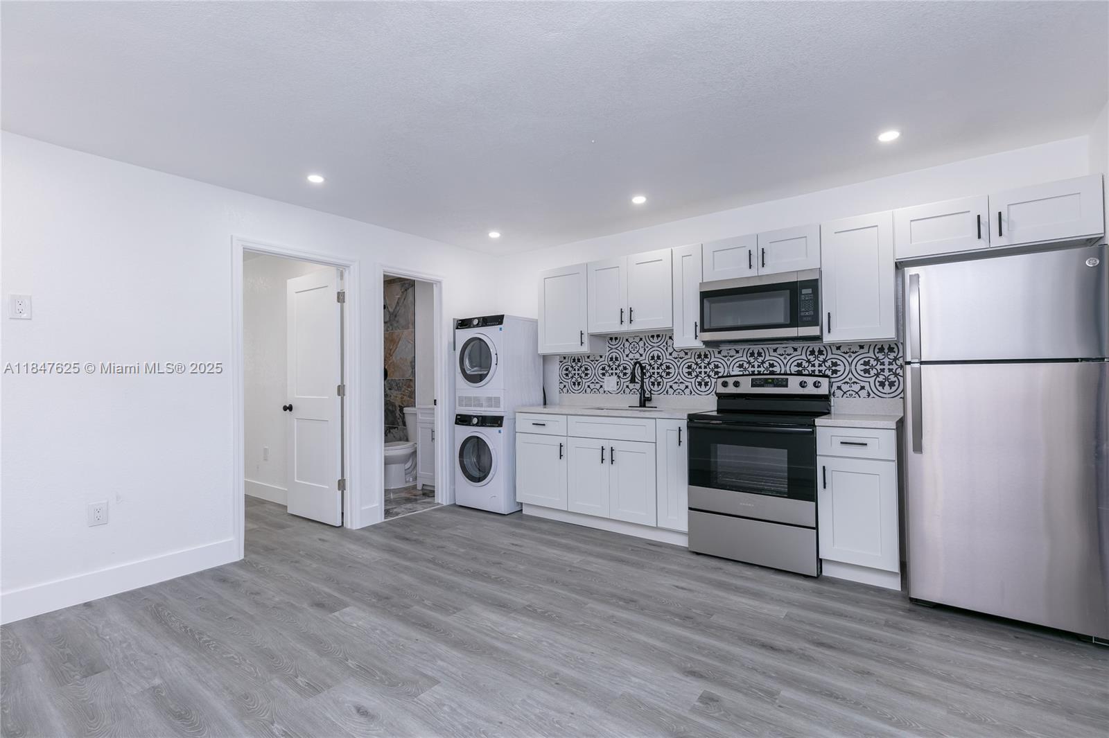 SUN LAND PARK - Residential Income