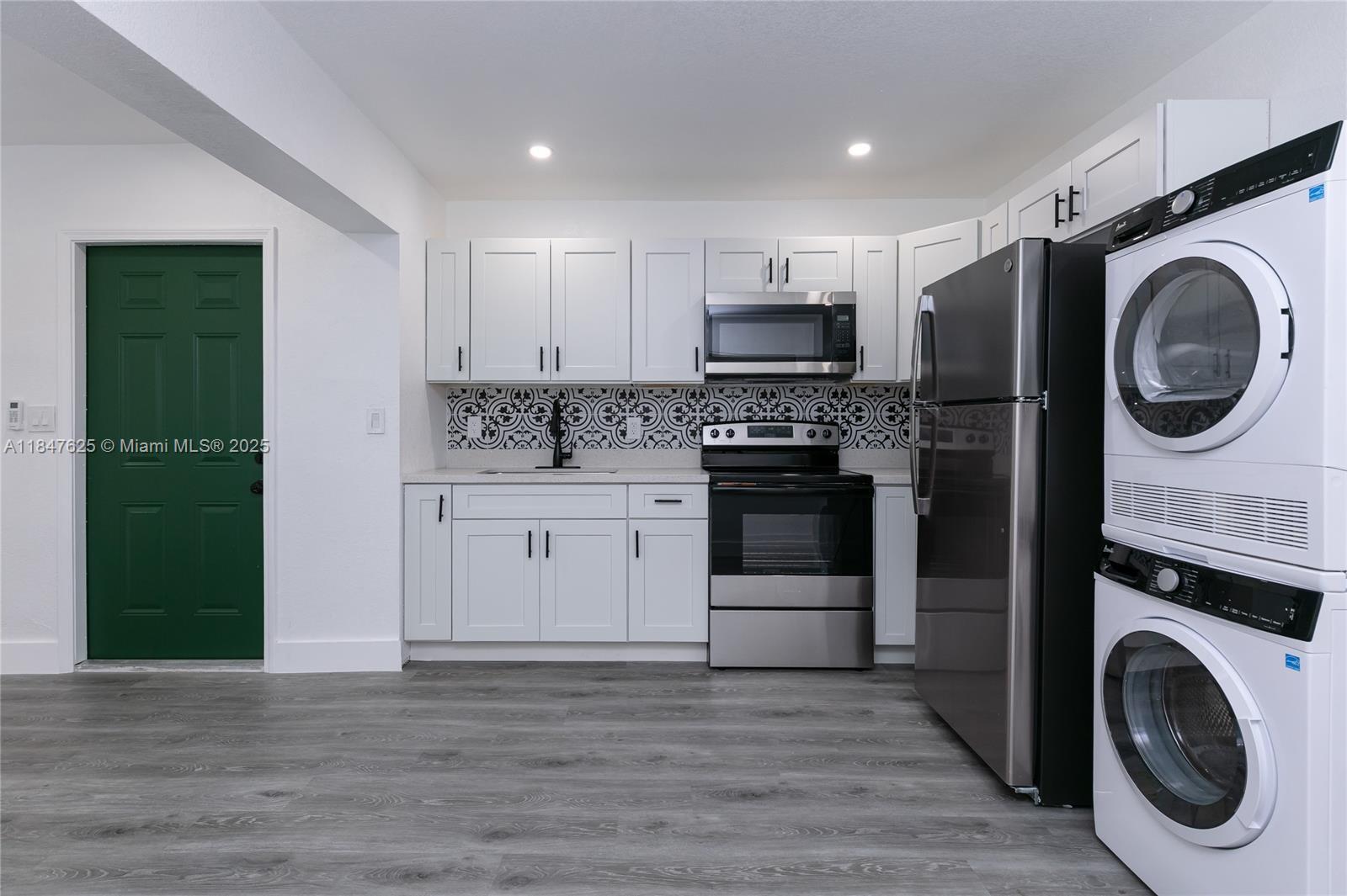 SUN LAND PARK - Residential Income