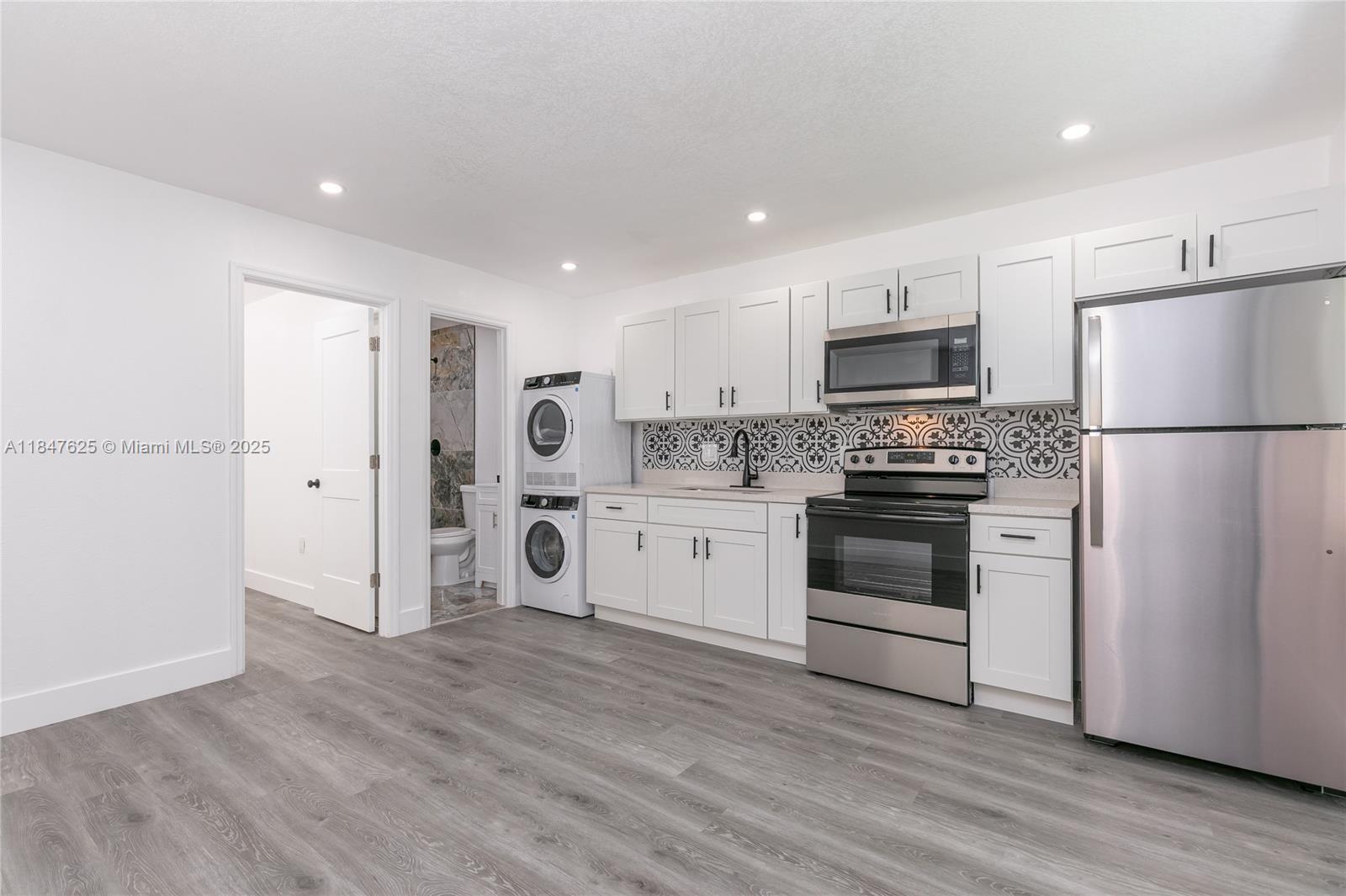 SUN LAND PARK - Residential Income