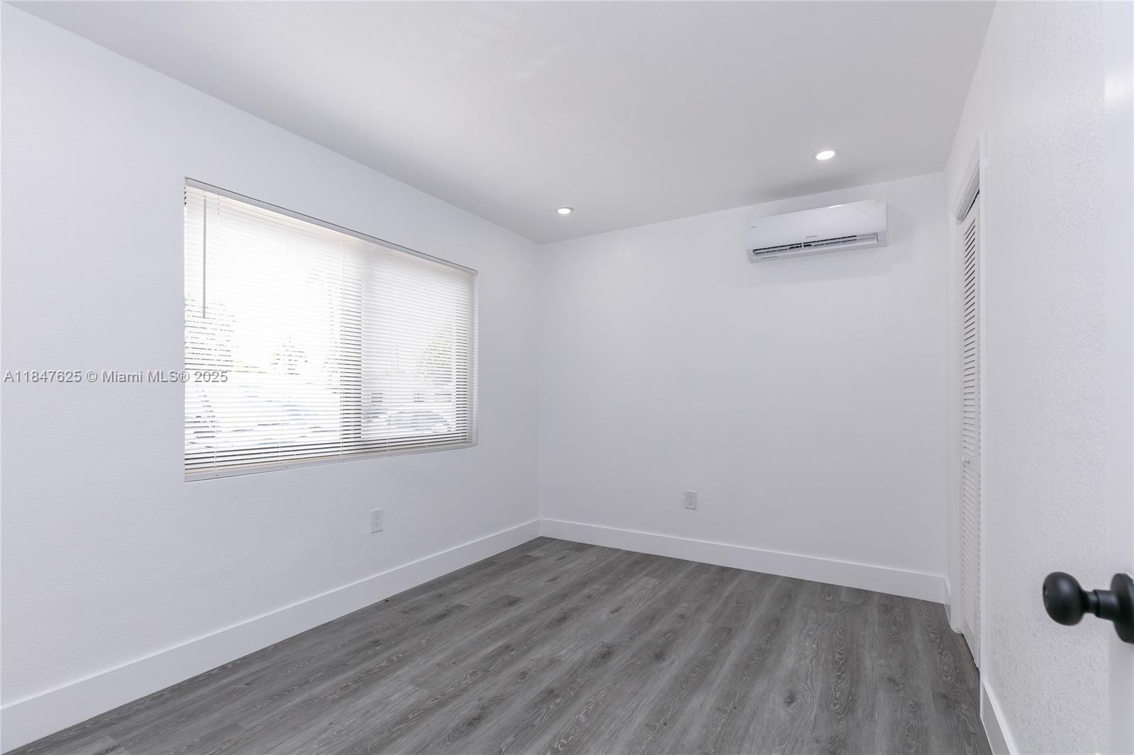 SUN LAND PARK - Residential Income