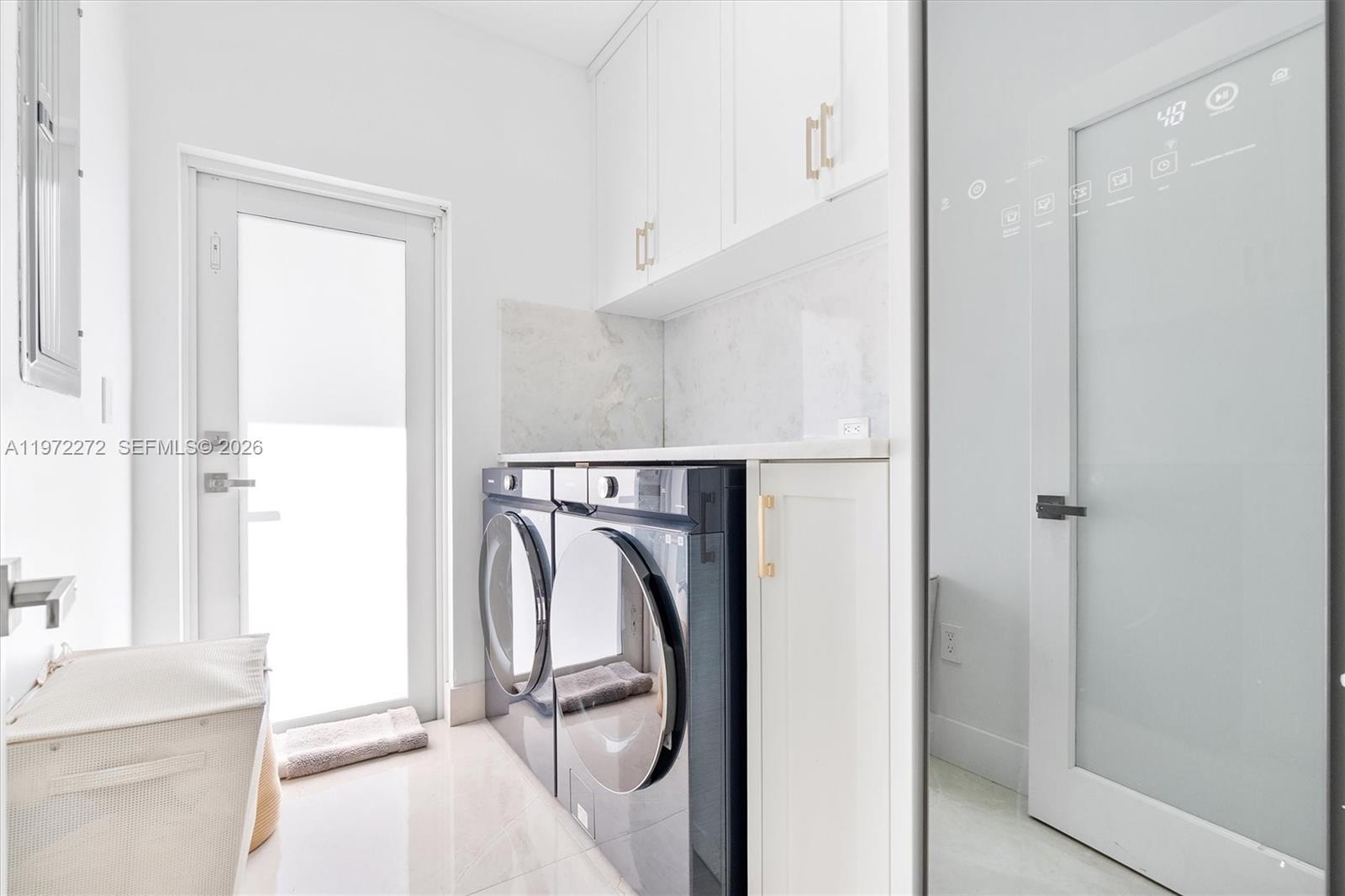 SWEETWATER ESTS SUB - Residential