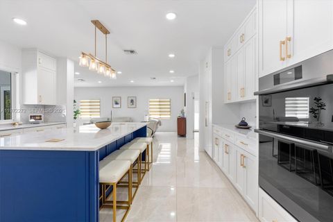 Tiny photo for 135 SW 125th Ave, Miami, FL 33184 (MLS # A11972272)