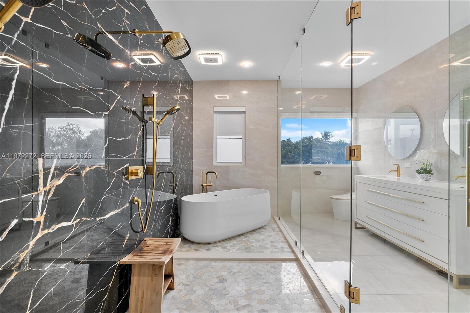 SWEETWATER ESTS SUB - Residential