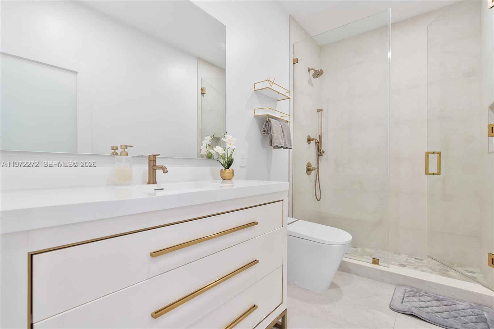 SWEETWATER ESTS SUB - Residential