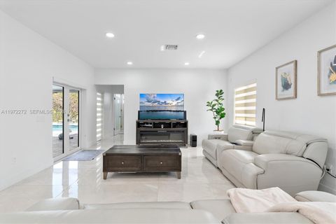 Tiny photo for 135 SW 125th Ave, Miami, FL 33184 (MLS # A11972272)