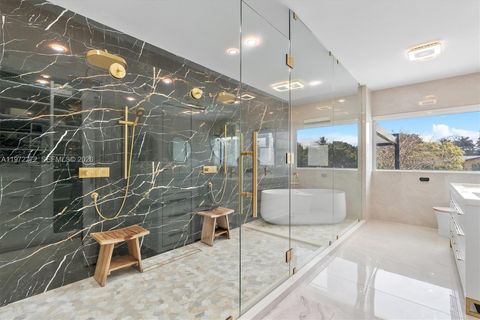 Tiny photo for 135 SW 125th Ave, Miami, FL 33184 (MLS # A11972272)