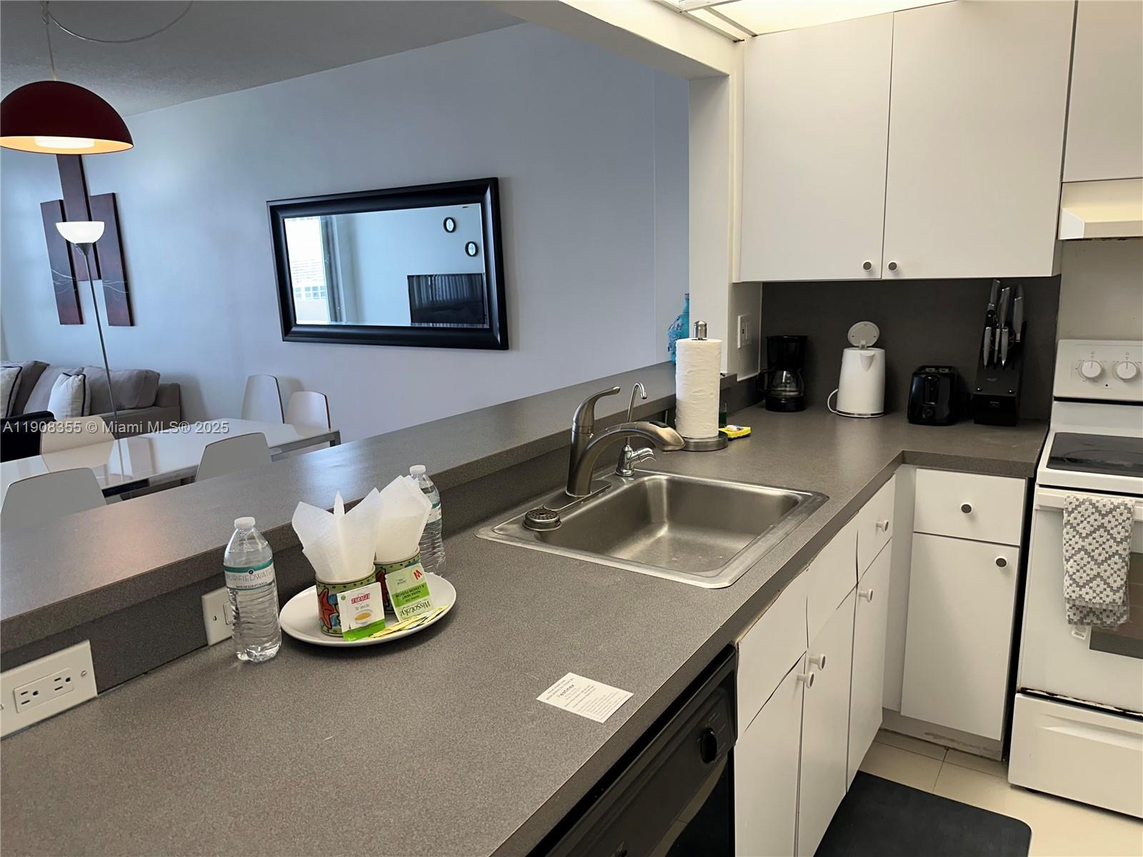 SEA AIR TOWERS CONDO - Residential