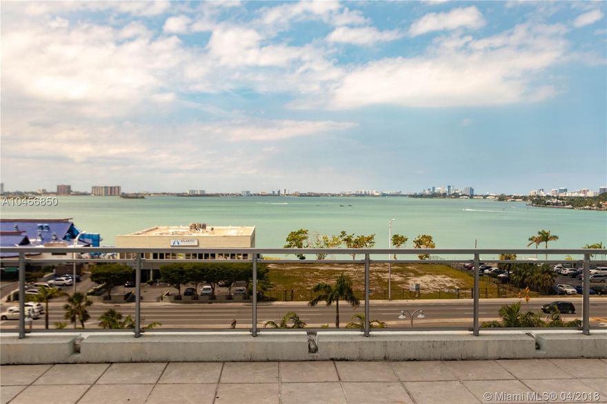 You are looking at a large 2bd + den / 2 bath apt with beautiful water views overlooking Biscayne Bay. Oversized master bedroom and en suite bathroom. Lots of closet space. Den is large enough to be used as 3rd bedroom / office. Gray Marble flooring in living room & kitchen, carpet in bedrooms.
Huge 500+ sqft Lanai extends your already expansive living space to the outside. 
Pool, gym and 2 parking spaces round up this perfect home. 
Available immediately.