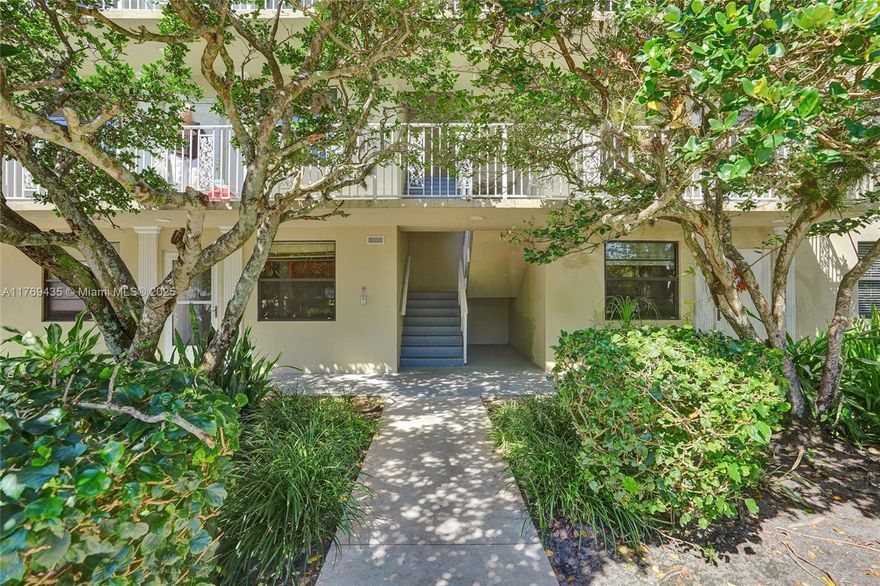 Discover the perfect combination of comfort, convenience, and style in this stunning first-floor 2-bedroom, 2-bathroom condo, complete with a versatile third-room option that can be used as an office or guest room. Ideally situated just minutes from popular shopping outlets, top-rated restaurants, and major highways, this home offers easy access to everything you need.
Enjoy a vibrant community featuring resort-style amenities, including sparkling pools, a fully equipped fitness center, and beautifully landscaped walkways perfect for morning strolls or evening relaxation. Whether you're looking for a peaceful retreat or a home close to the action, this condo offers the best of both worlds!