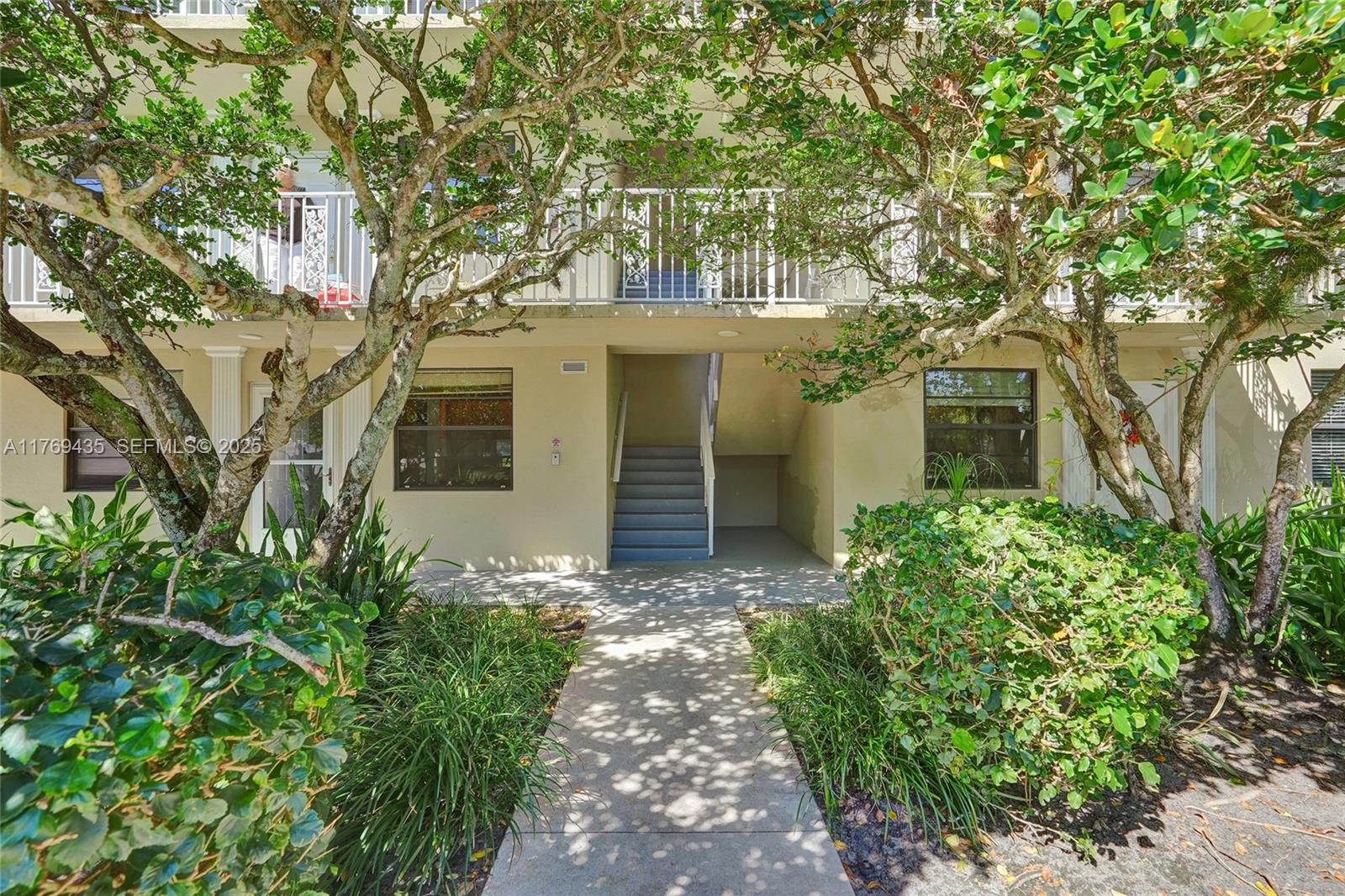 WHITEHALL VILLAGE - Residential