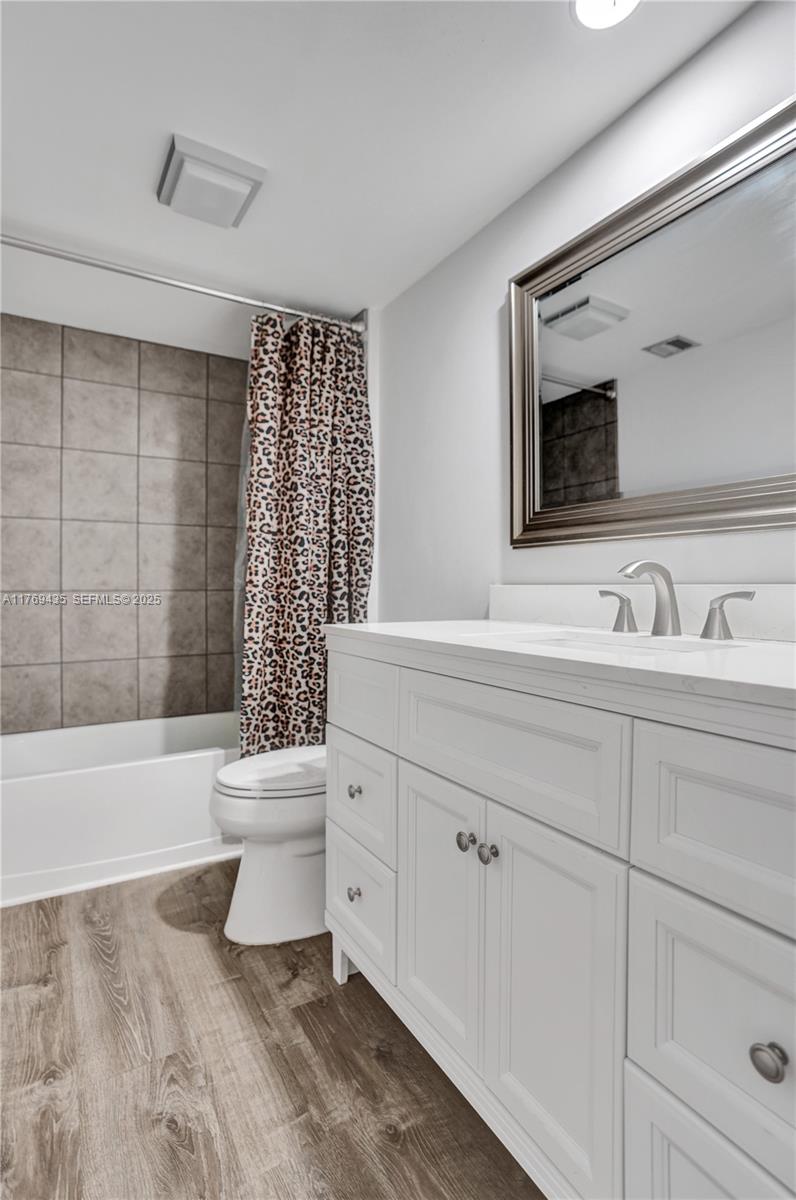 WHITEHALL VILLAGE - Residential