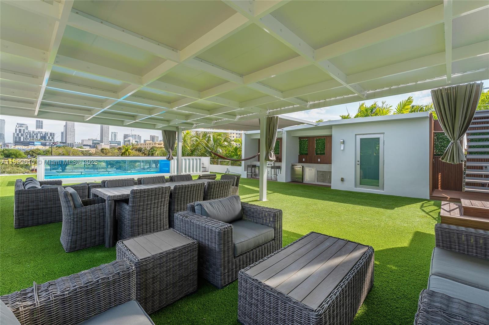 SPRING GARDEN - Residential