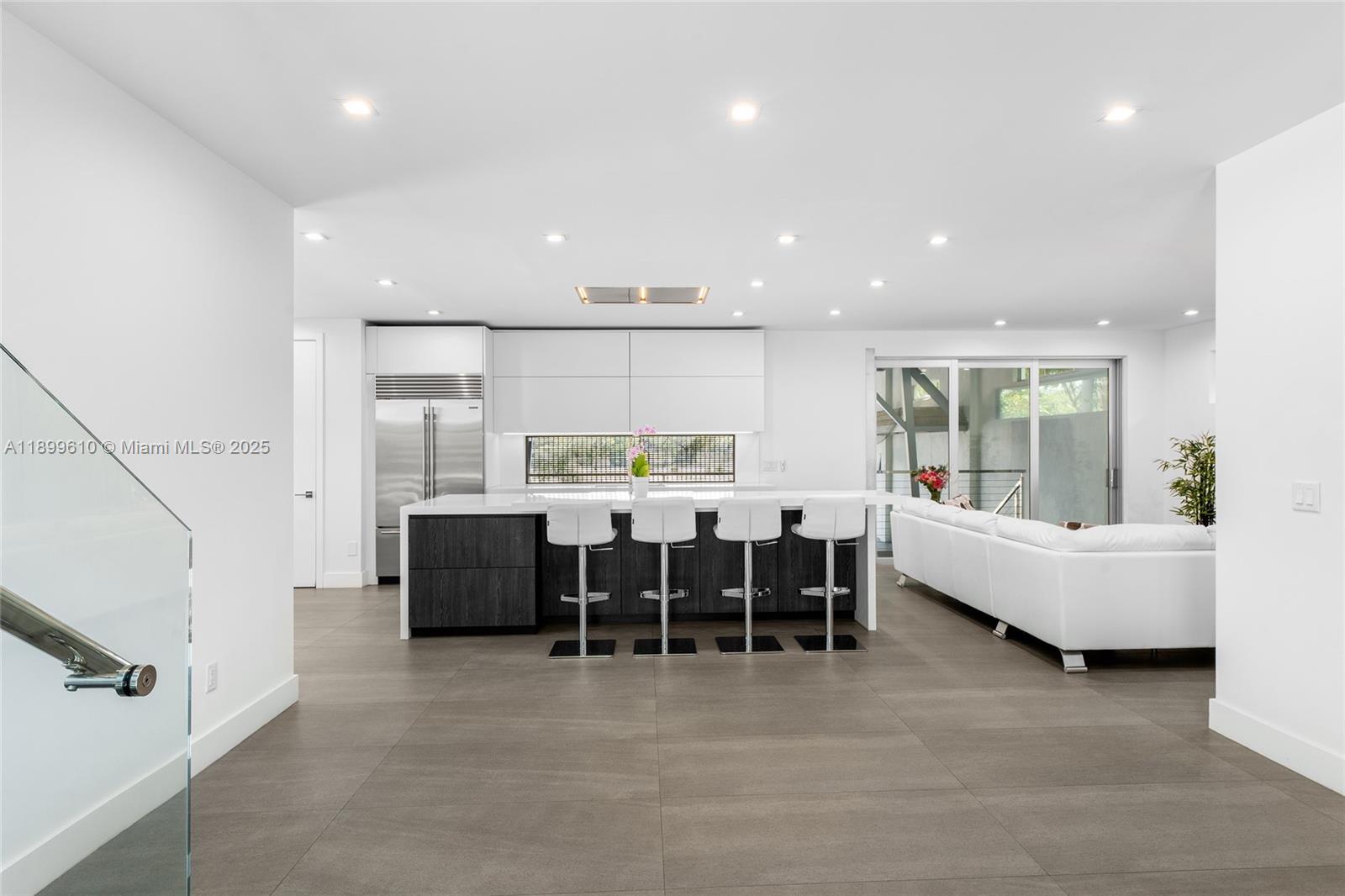 SPRING GARDEN - Residential