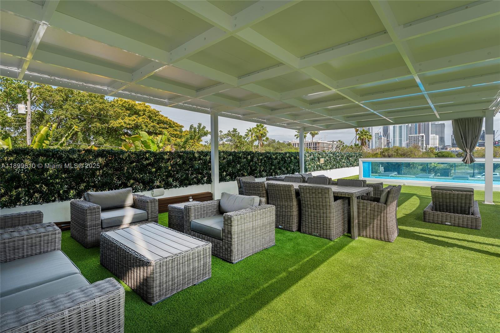 SPRING GARDEN - Residential