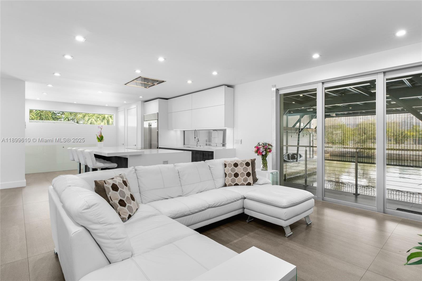 SPRING GARDEN - Residential