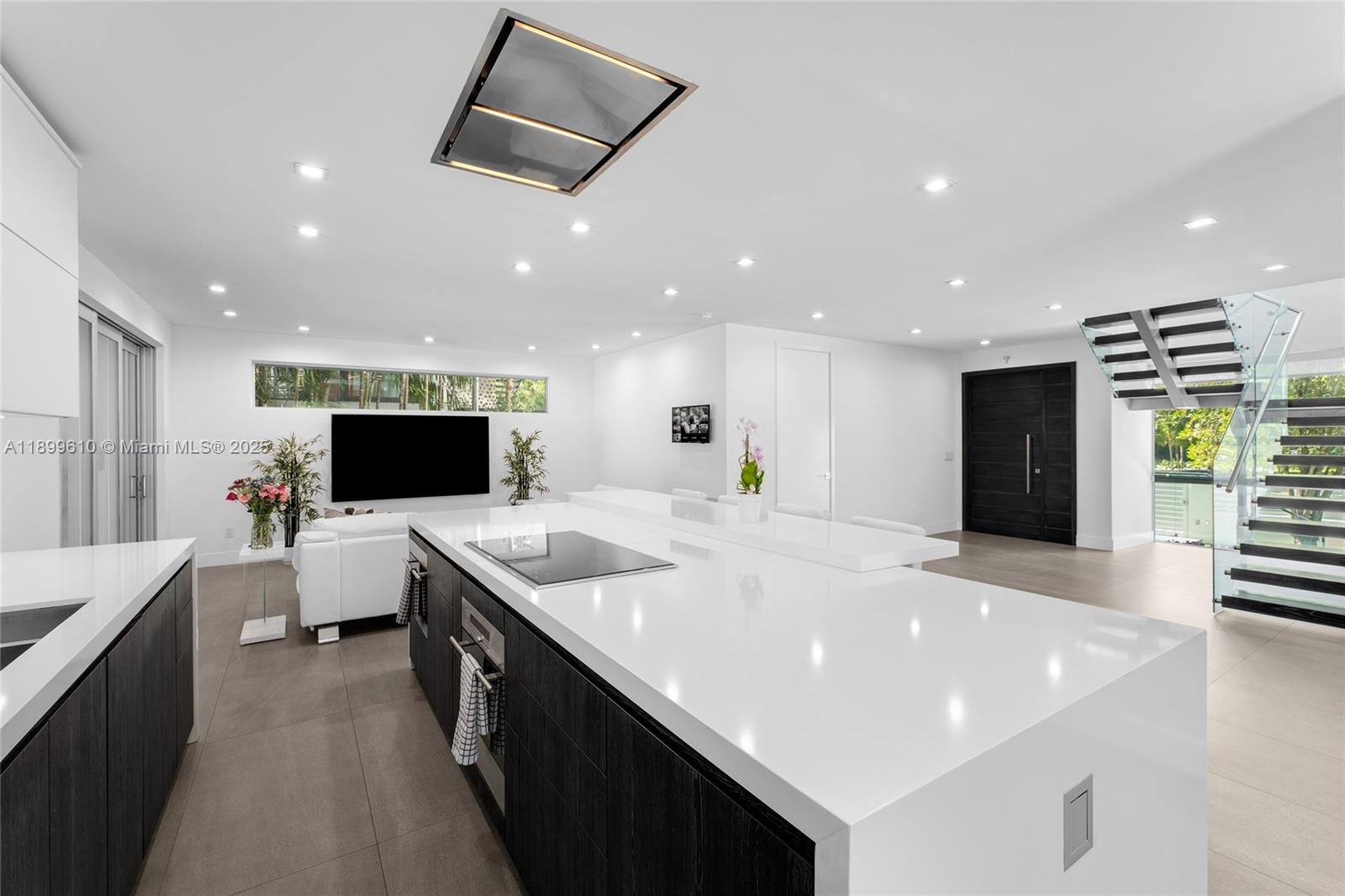 SPRING GARDEN - Residential