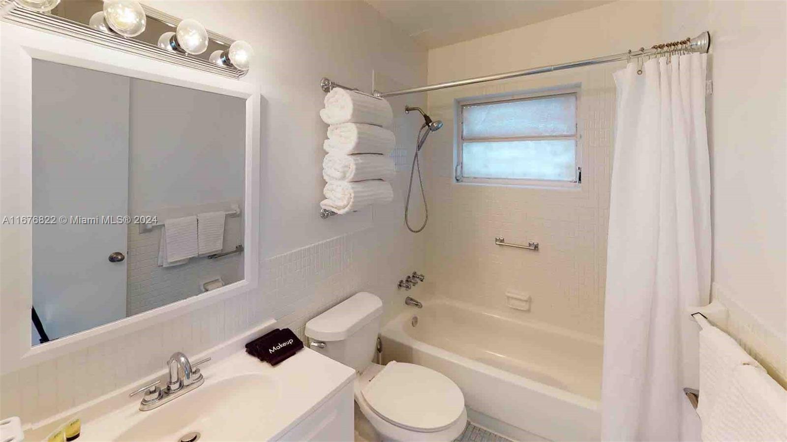 THE MERIDIAN CONDO - Residential