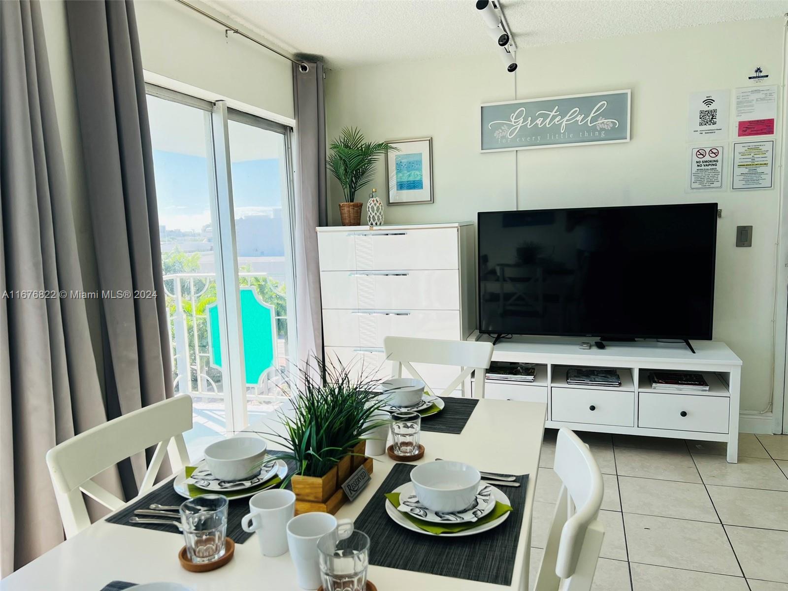 THE MERIDIAN CONDO - Residential