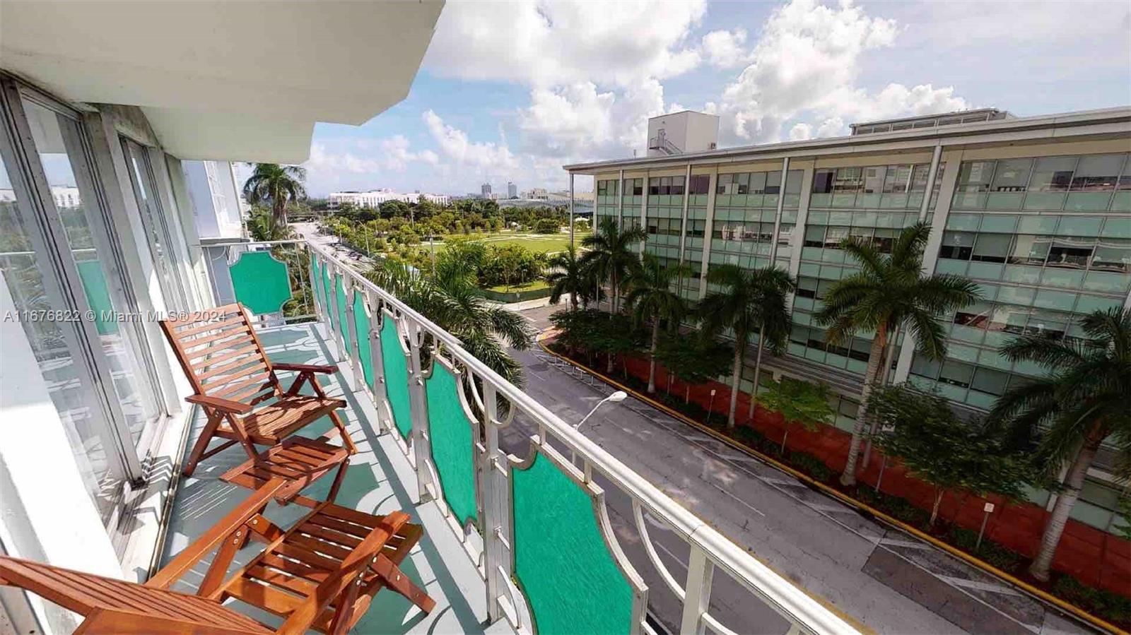 THE MERIDIAN CONDO - Residential