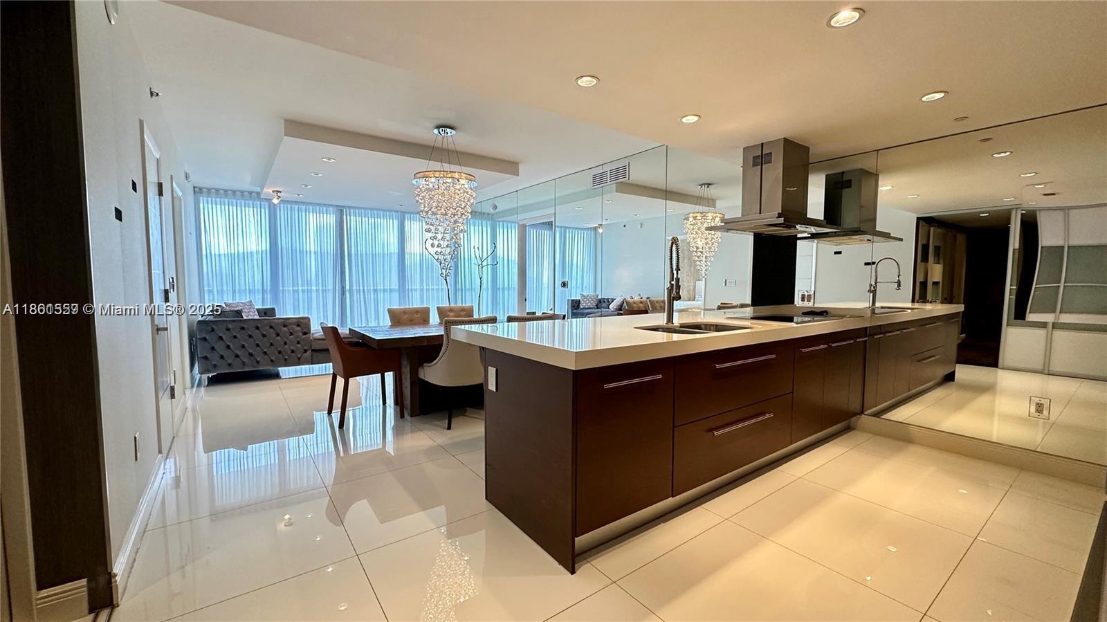 495 Brickell Ave 4403