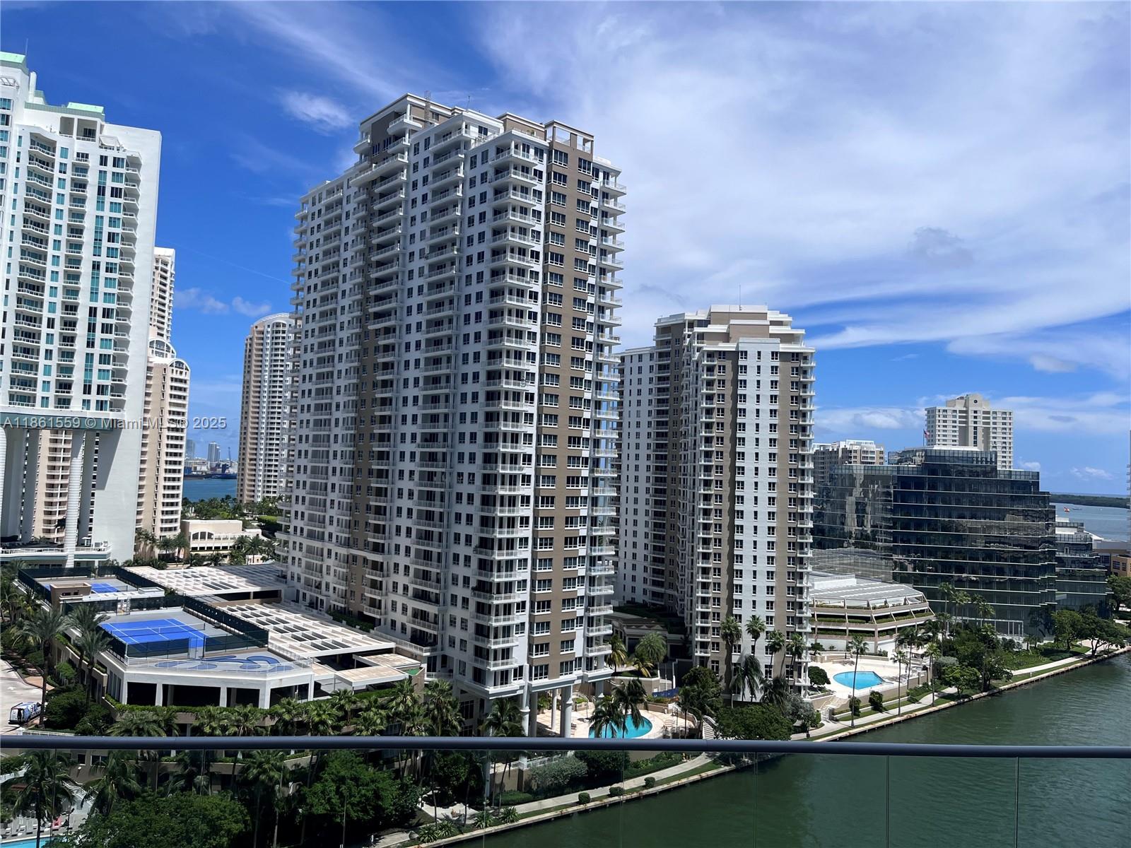 495 Brickell Ave 4403