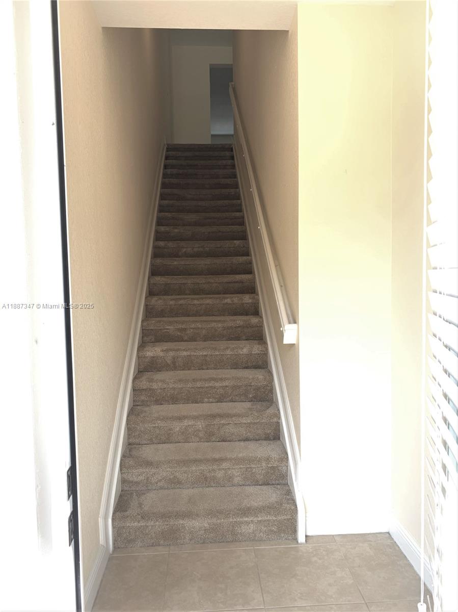 COBBLESTONE II - Residential Lease