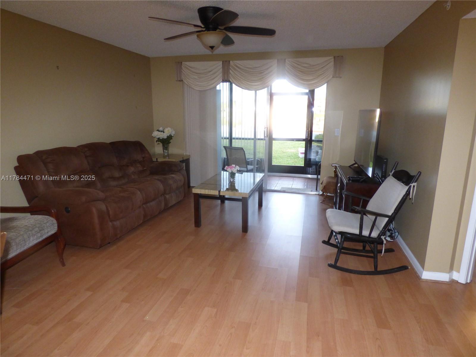 550 SW 138th Ave 103K