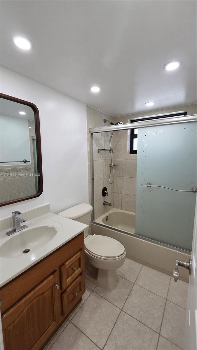 TERRANOVA CONDO 4 - Residential Lease