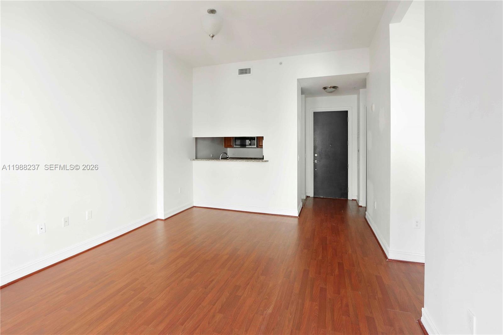 THE PONCE TOWER CONDO - Residential