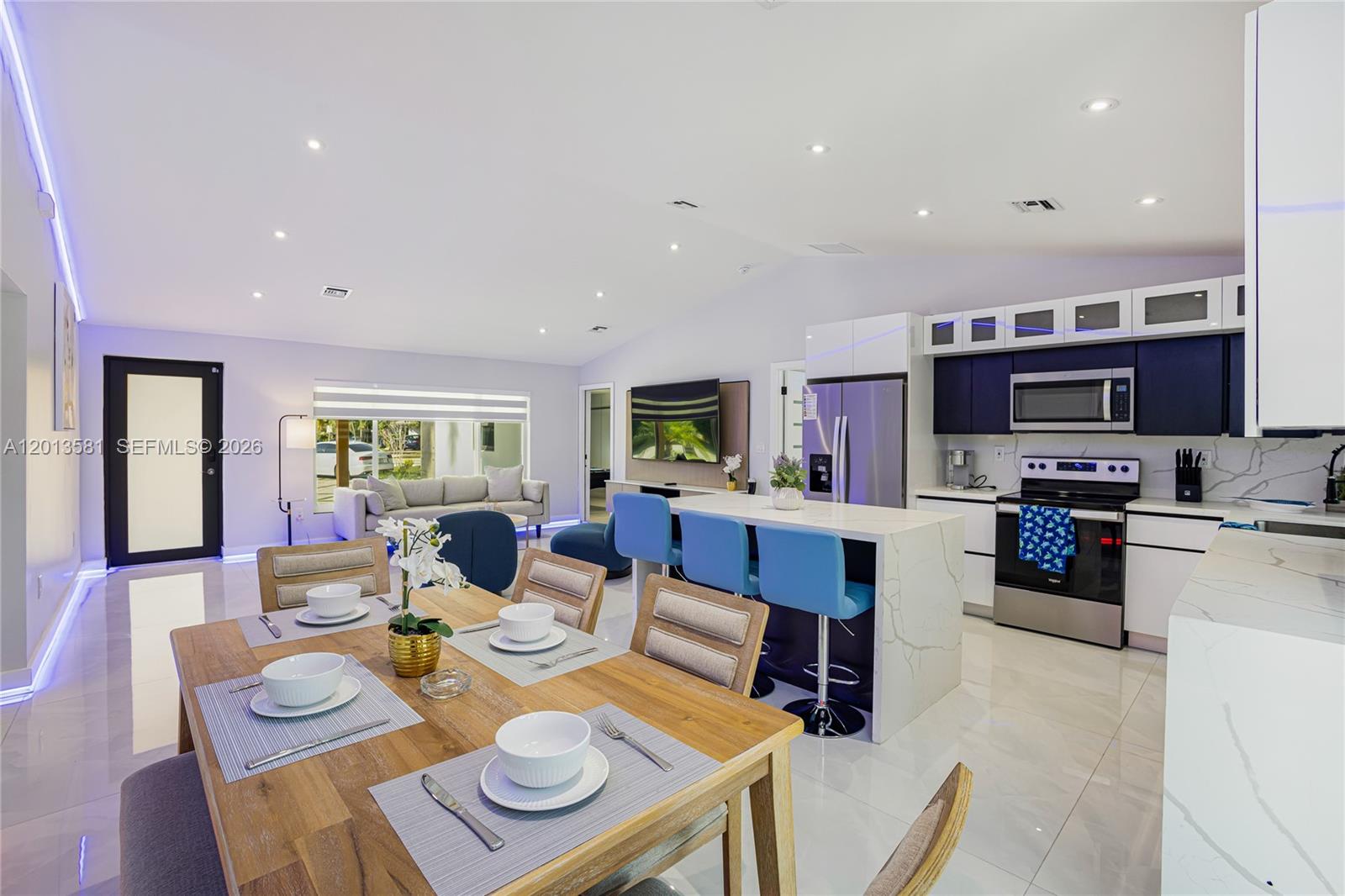LAUDERDALE ISLES NO 2 - Residential