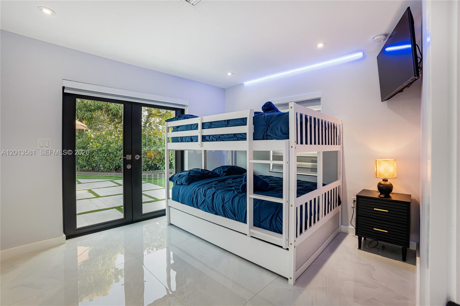 LAUDERDALE ISLES NO 2 - Residential