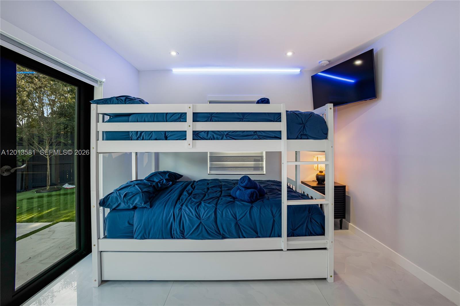 LAUDERDALE ISLES NO 2 - Residential