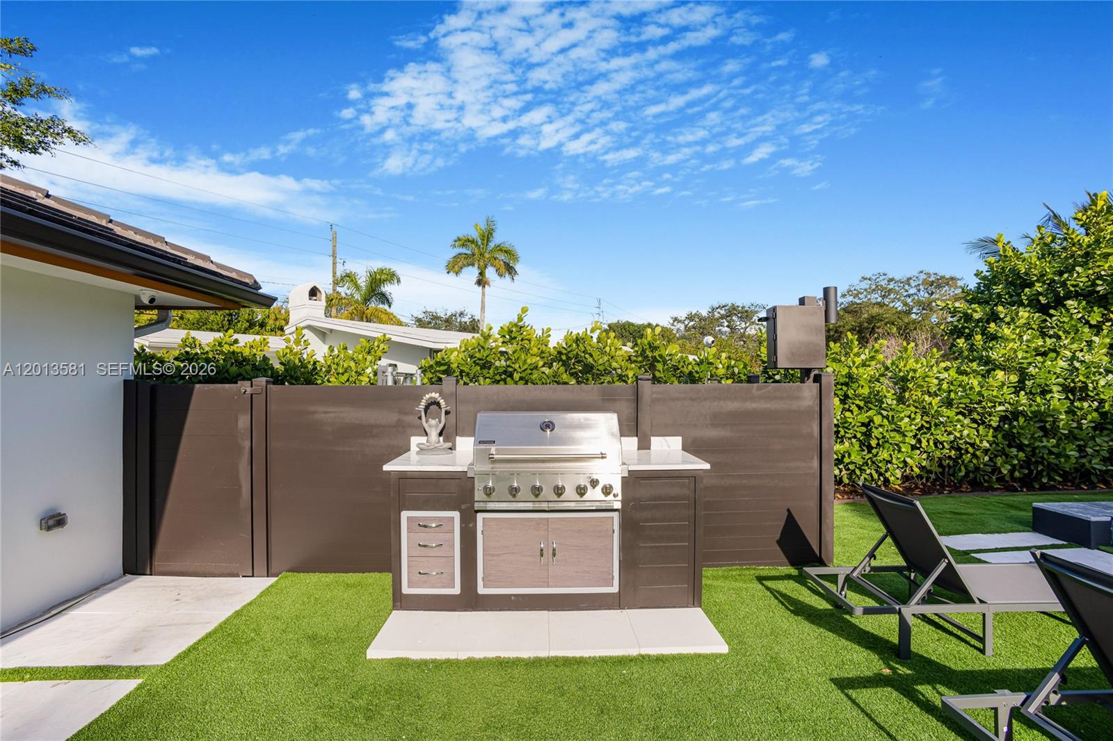 LAUDERDALE ISLES NO 2 - Residential