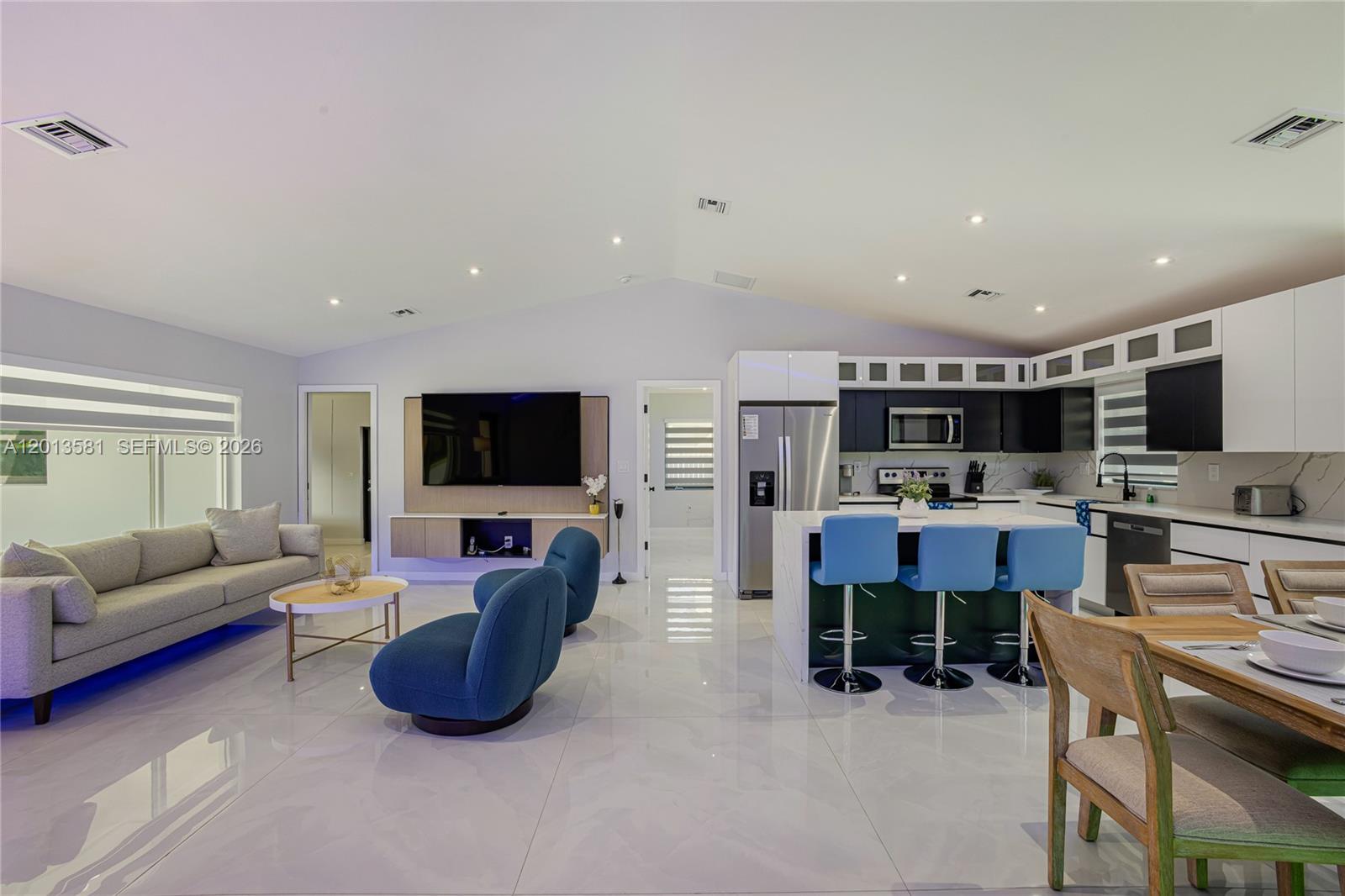 LAUDERDALE ISLES NO 2 - Residential