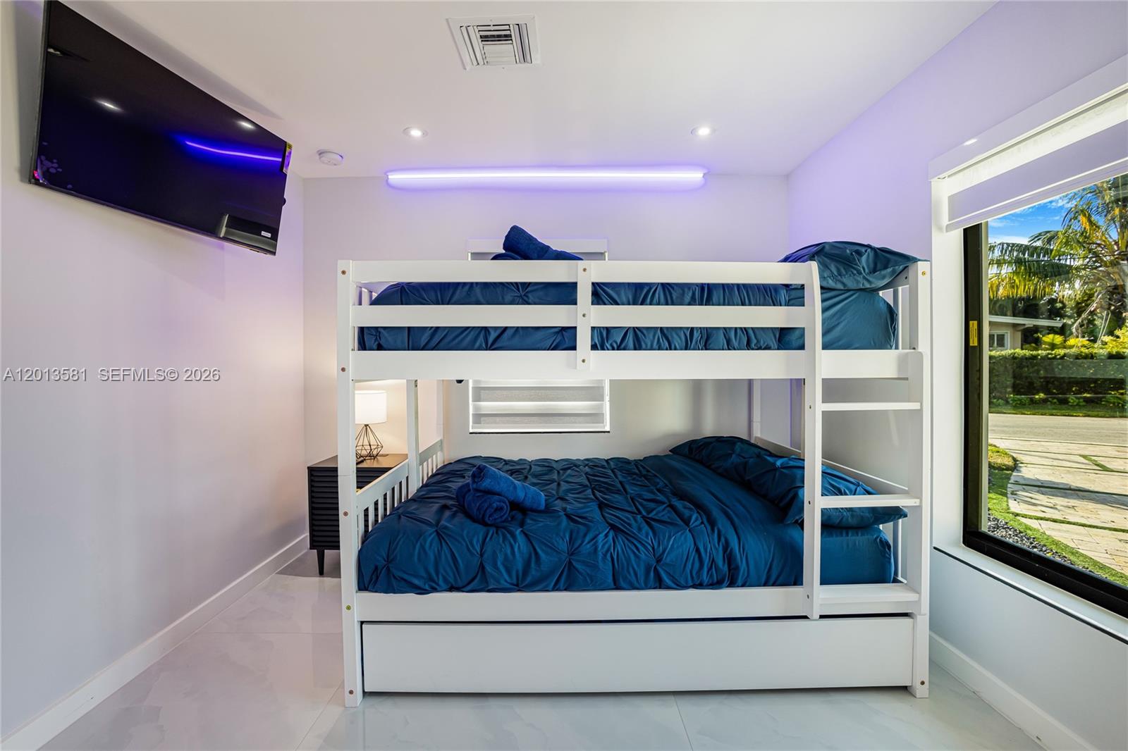 LAUDERDALE ISLES NO 2 - Residential
