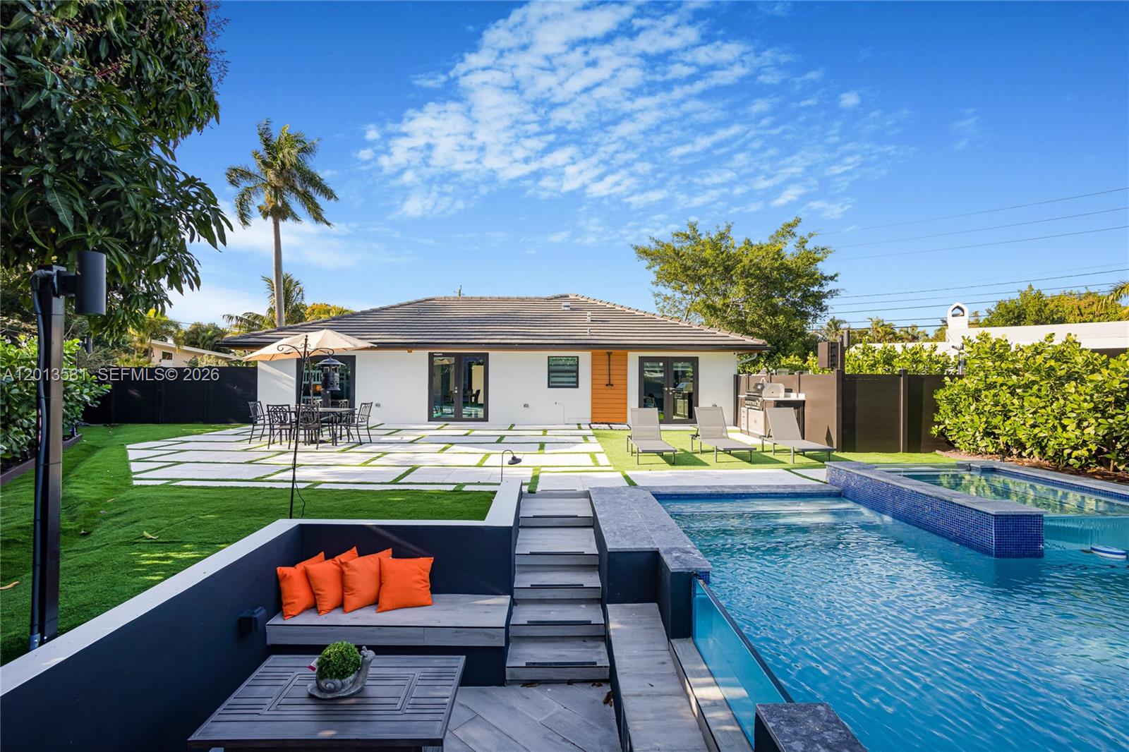 LAUDERDALE ISLES NO 2 - Residential