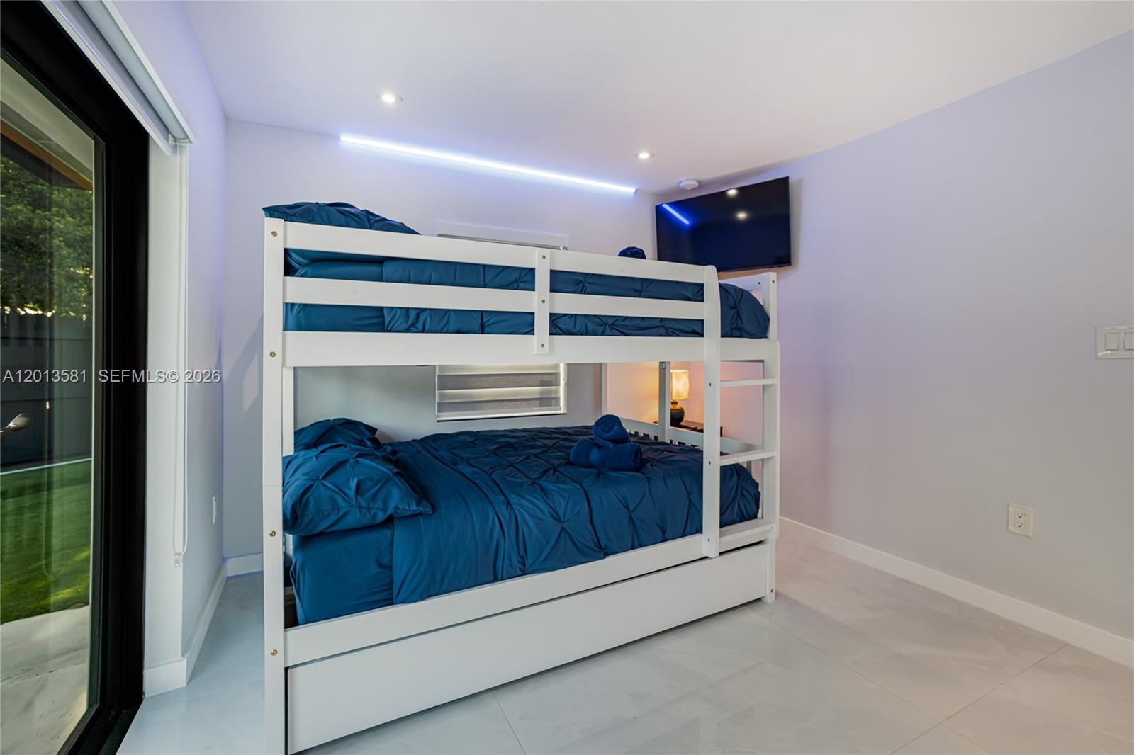 LAUDERDALE ISLES NO 2 - Residential